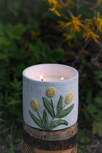 Load image into Gallery viewer, Tulip Flower Pot Candle