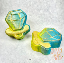 Load image into Gallery viewer, Bath Bomb- Locally Made