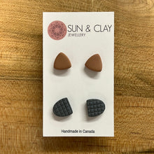 Load image into Gallery viewer, Sun &amp; Clay Earrings Studs