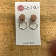 Load image into Gallery viewer, Sun &amp; Clay Earrings