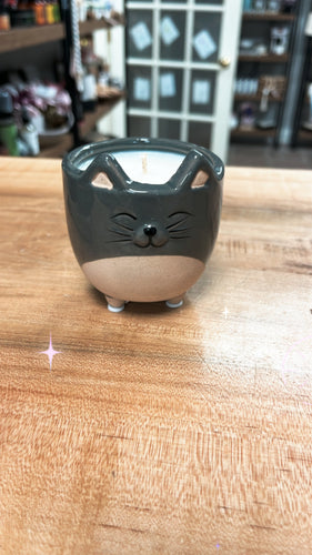 Mini candle in Cat Planter