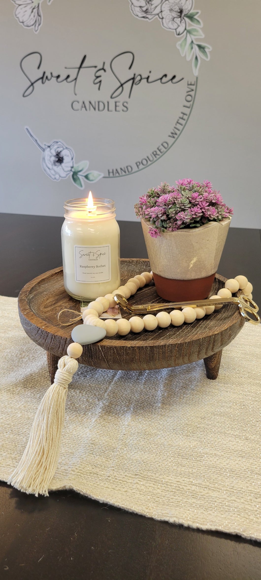 Round Wood Display
