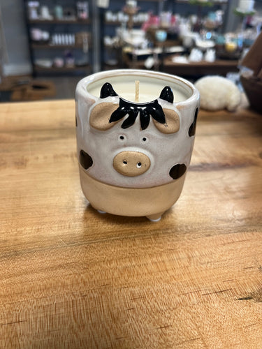 Mini candle in Cow Planter