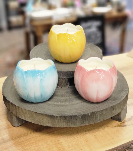 Tulip Candle
